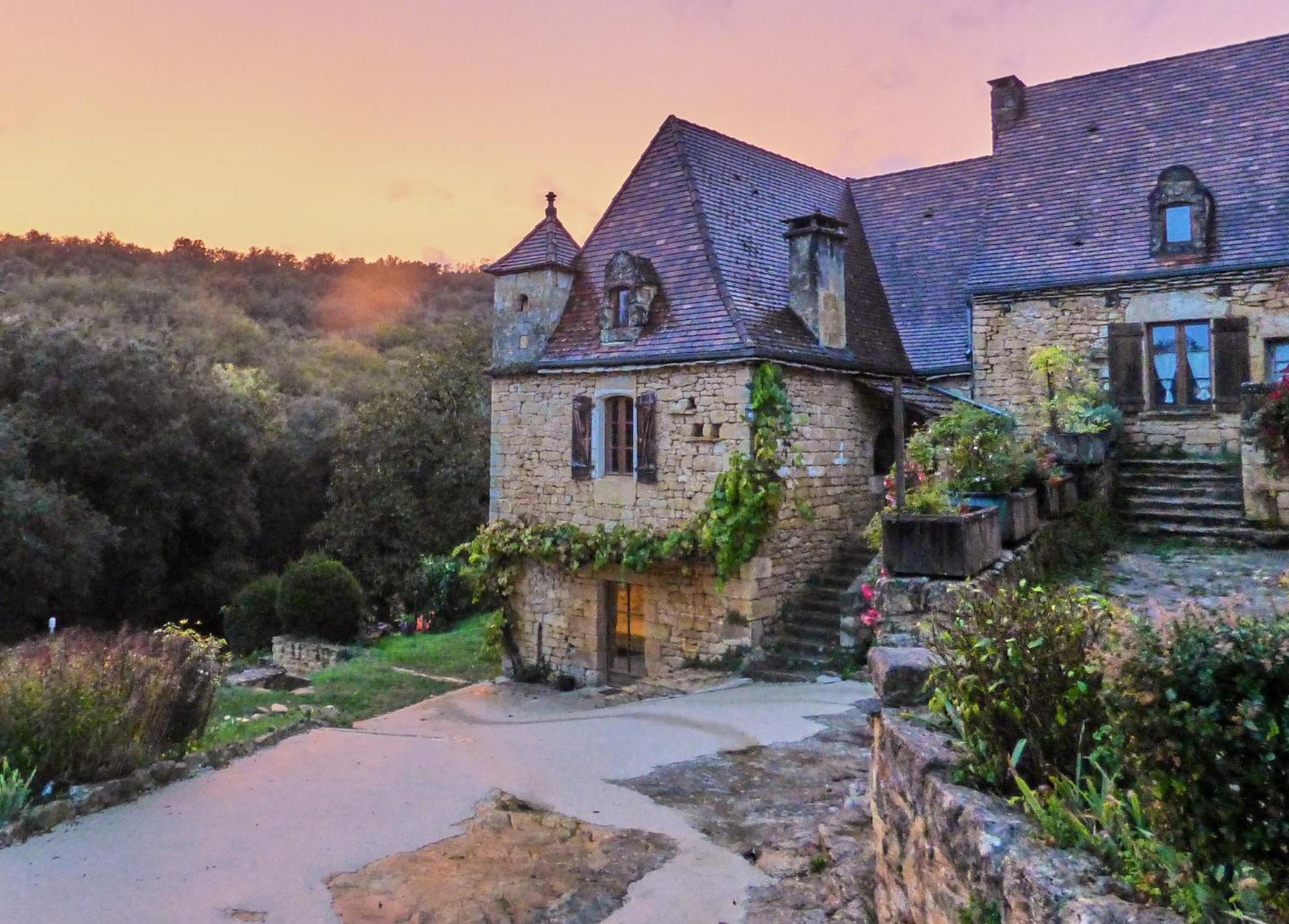 Domaine De Cantegrel - Gites De Charme Et Suite Troglodyte En Perigord Vitrac  Exterior photo